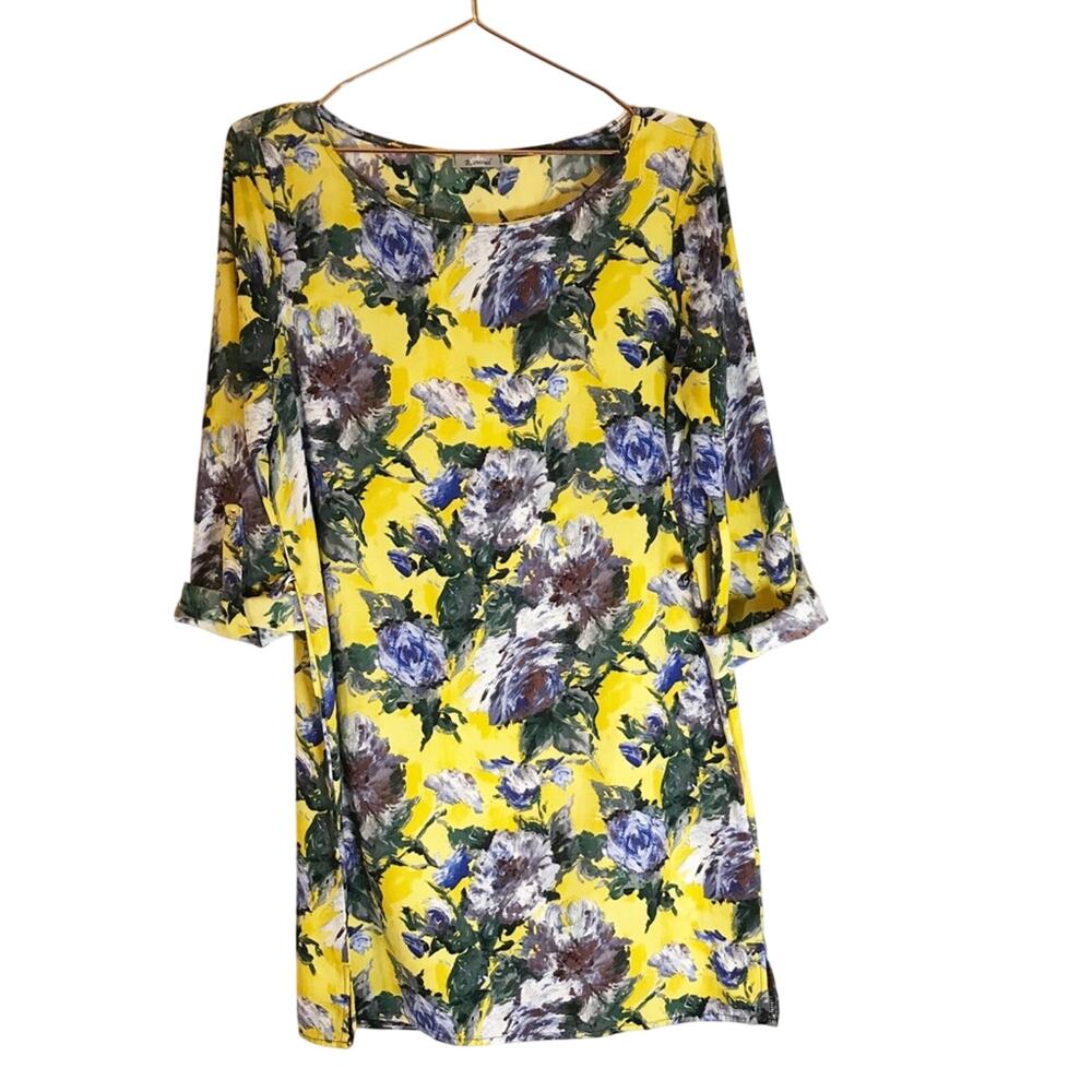 B_envied floral shift dress size medium